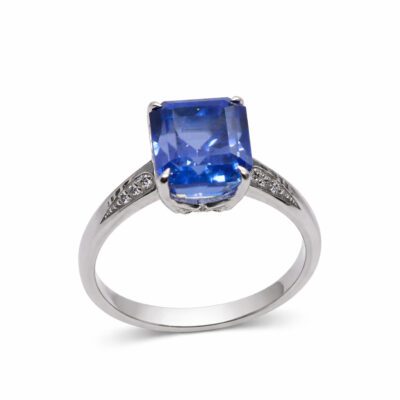 Złoty pierścionek z tanzanitem i diamentami