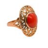 Złoty pierścionek z koralem