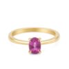 Złoty pierścionek z różowym szafirem