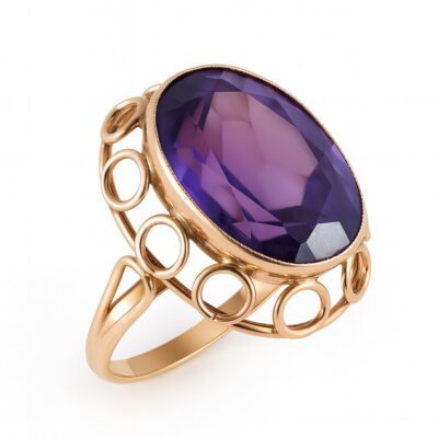 Złoty pierścionek z fioletowym kamieniem